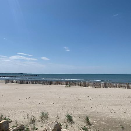 Residence De La Mer Le Grau-du-Roi Εξωτερικό φωτογραφία